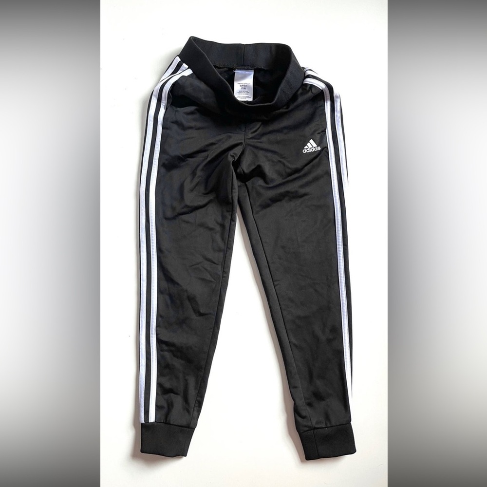 New without Tags Adidas black strip exercise pants 7/8 youth kids girls